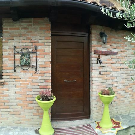 Bed and Breakfast Il Castagneto Камеріно Екстер'єр фото