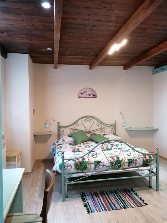 Bed and Breakfast Il Castagneto Камеріно Екстер'єр фото